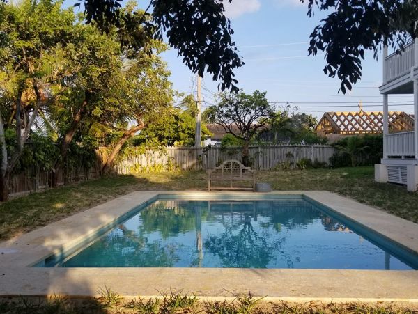 Bahamas Home 977814