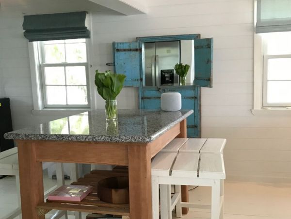 Bahamas Home 977815