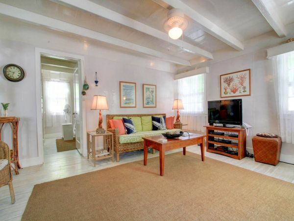 Bahamas Home 977818