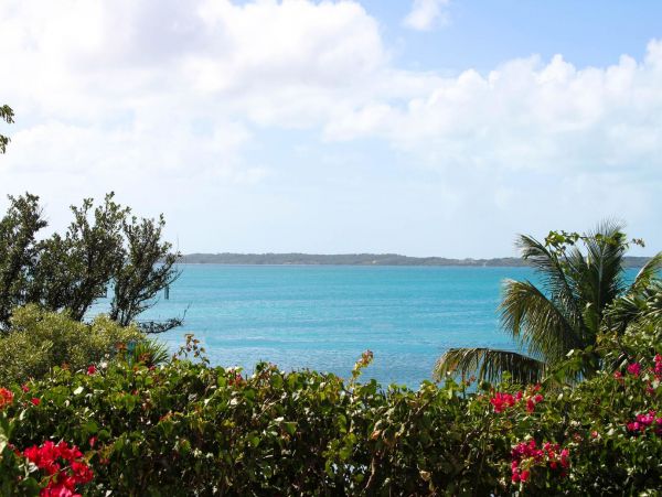 Bahamas Home 977819
