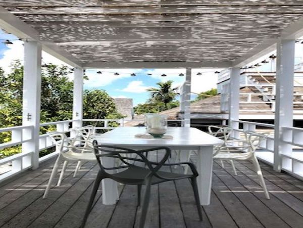 Bahamas Home 977819