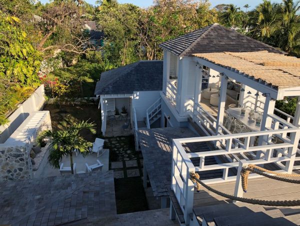 Bahamas Home 977819