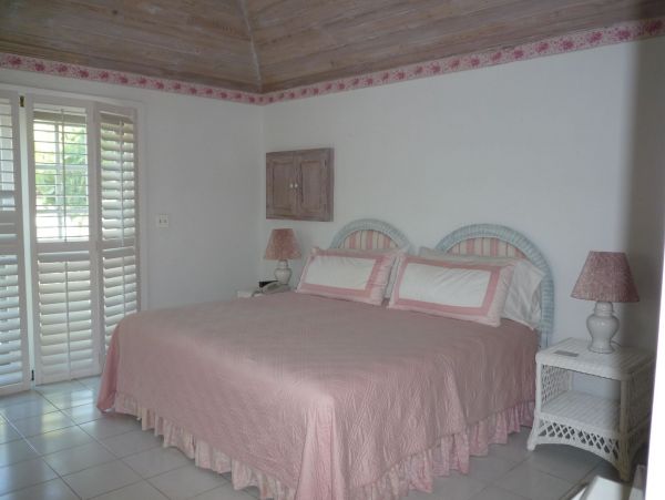 Bahamas Home 977820