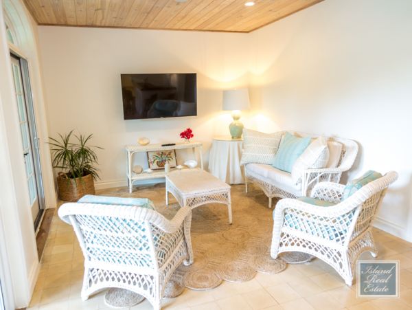Bahamas Home 977821