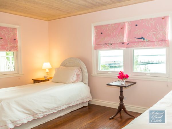 Bahamas Home 977821