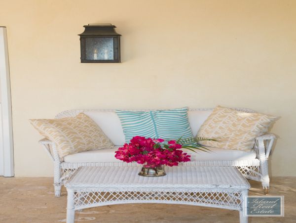 Bahamas Home 977821