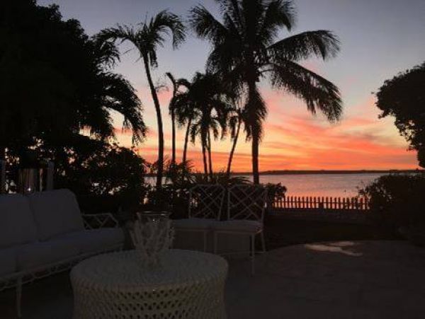 Bahamas Home 977822