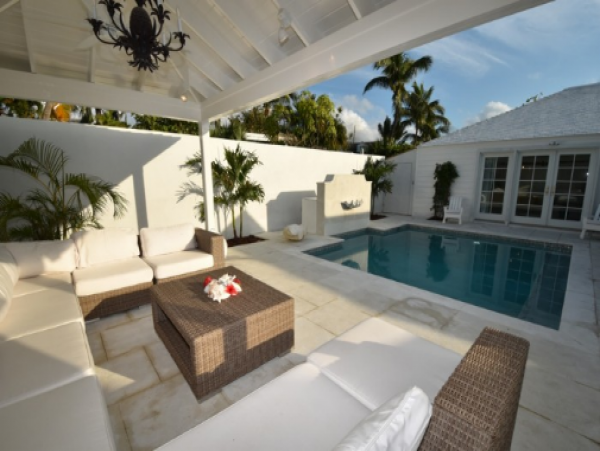 Bahamas Home 977822