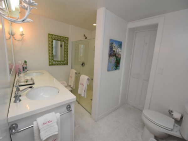 Bahamas Home 977822