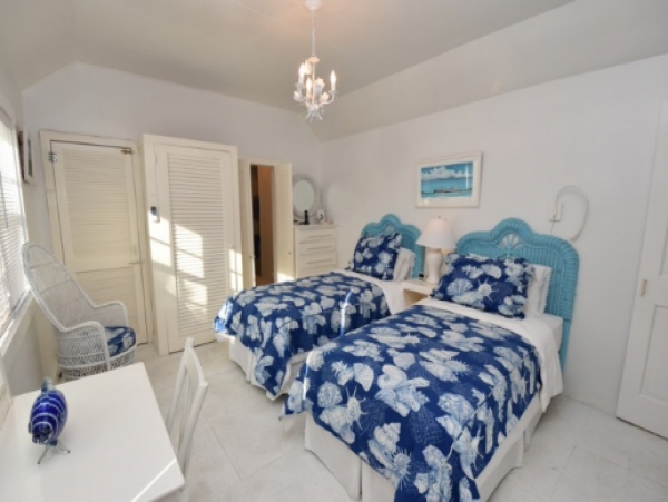 Bahamas Home 977822