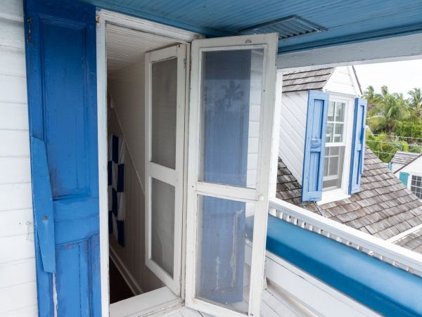 Bahamas Home 977824