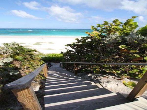 Bahamas Home 977826