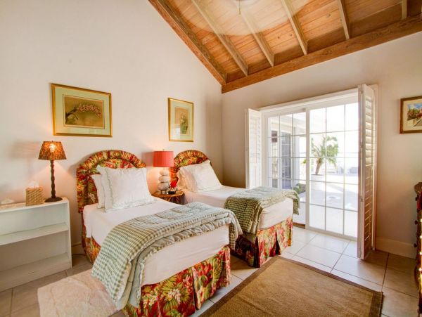 Bahamas Home 977828