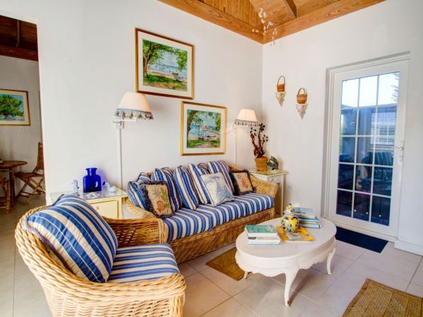 Bahamas Home 977828