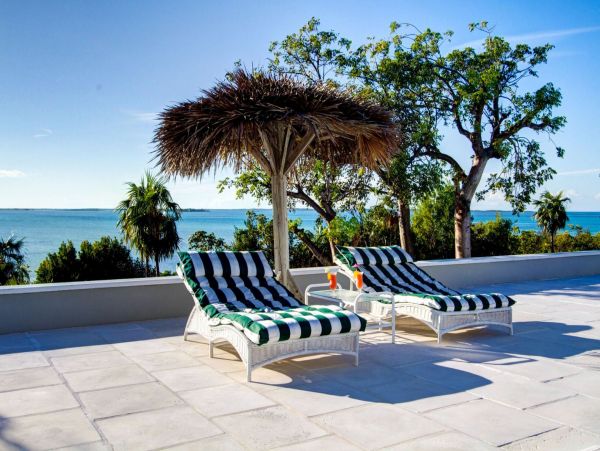 Bahamas Home 977828