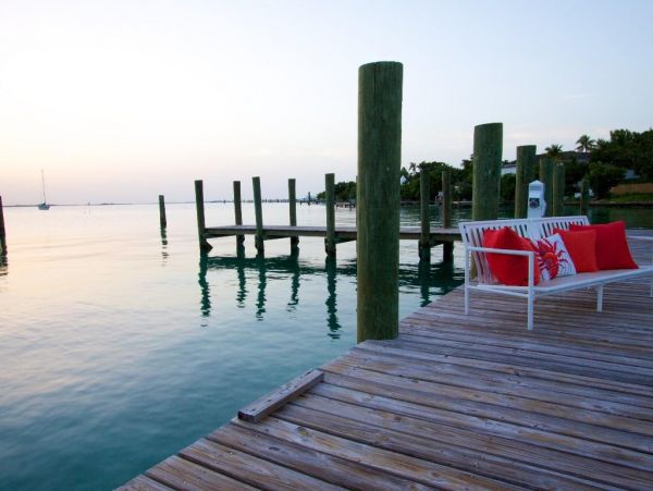 Bahamas Home 977833
