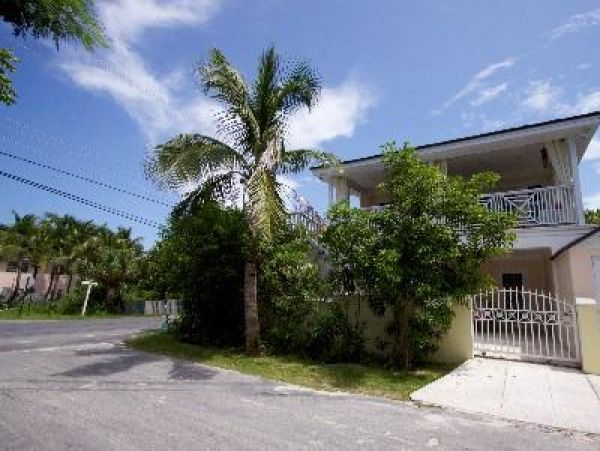 Bahamas Home 977833