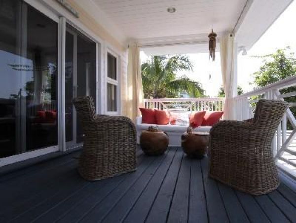 Bahamas Home 977833