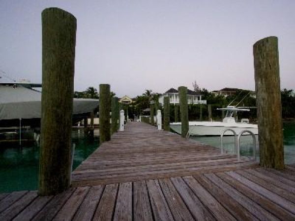 Bahamas Home 977833