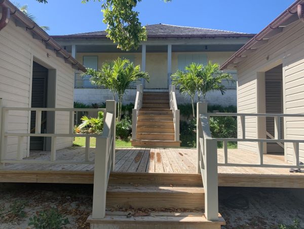 Bahamas Home 977836