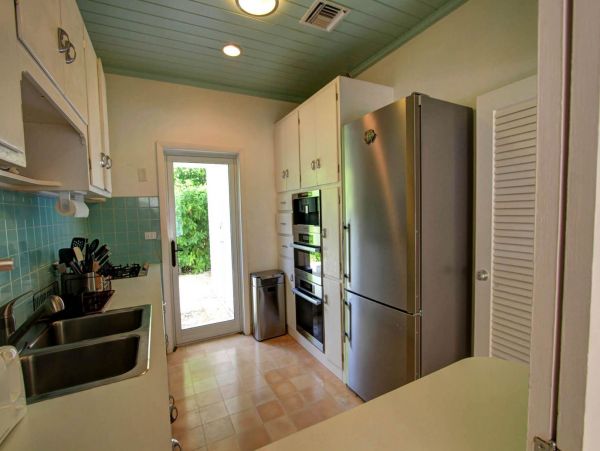 Bahamas Home 977837