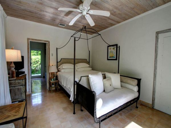Bahamas Home 977837