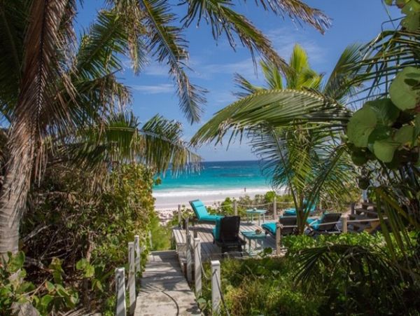 Bahamas Home 977838