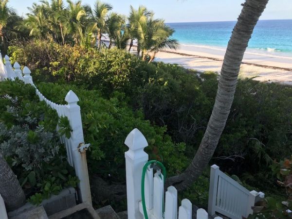Bahamas Home 977838