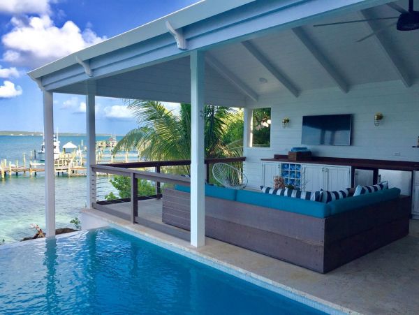 Bahamas Home 977839