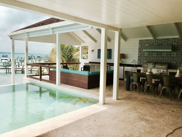 Bahamas Home 977839