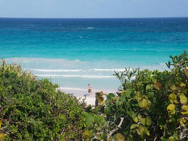 Bahamas Home 977840