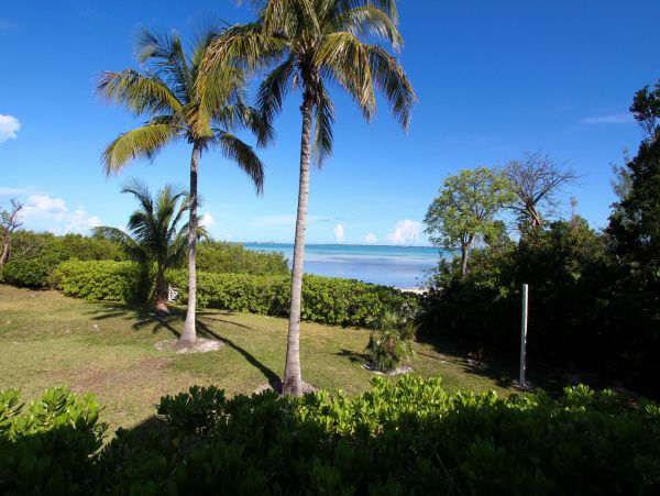 Bahamas Home 977843