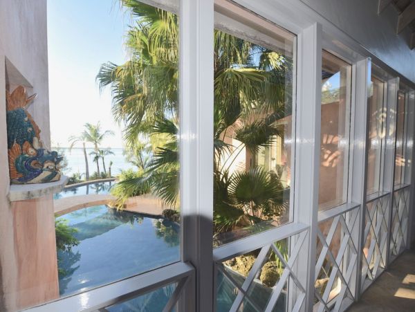 Bahamas Home 977844