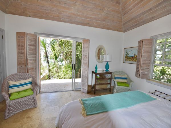 Bahamas Home 977844