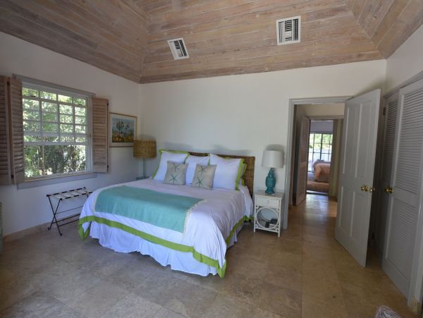 Bahamas Home 977844