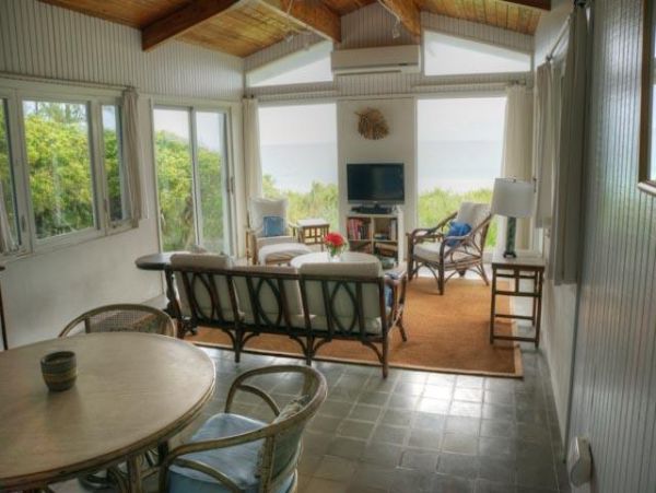 Bahamas Home 977846