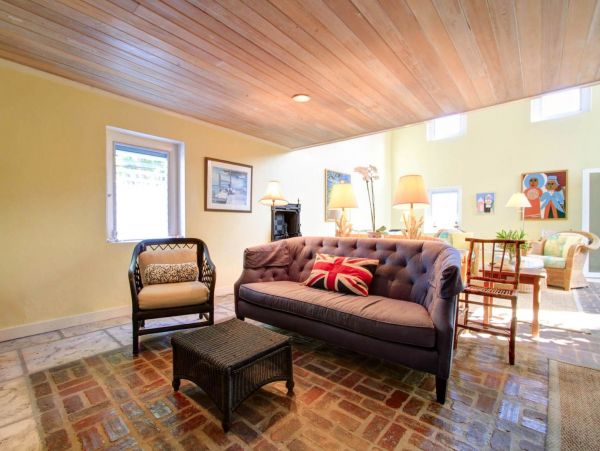 Bahamas Home 977852