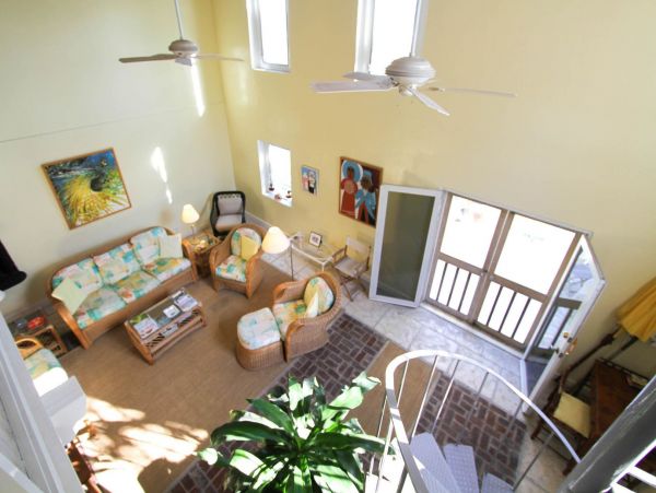 Bahamas Home 977852