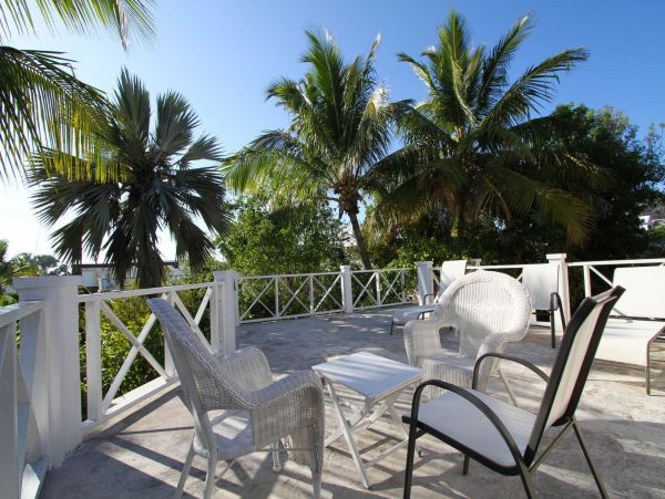Bahamas Home 977852