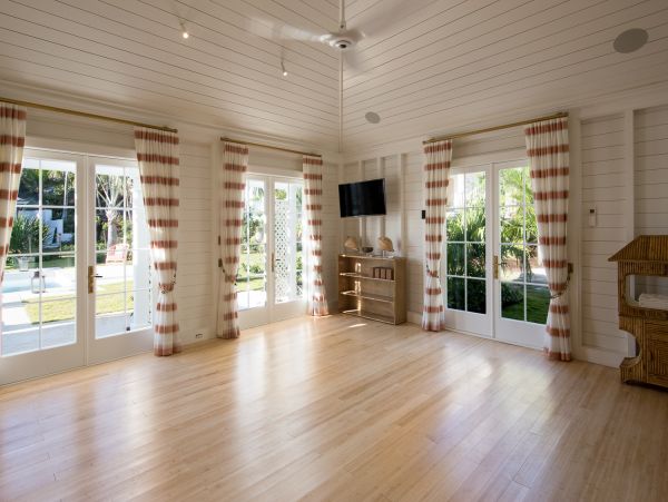 Bahamas Home 977854