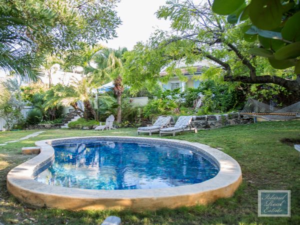 Bahamas Home 977856