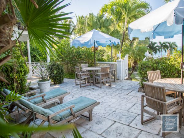 Bahamas Home 977856