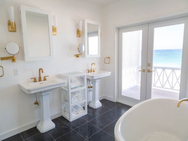 Bahamas Home 977858