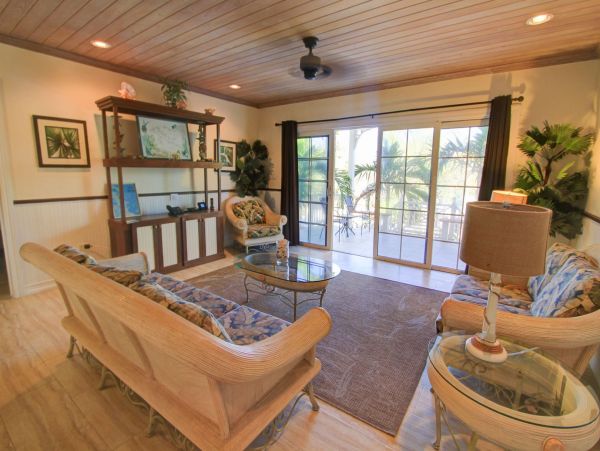Bahamas Home 977859