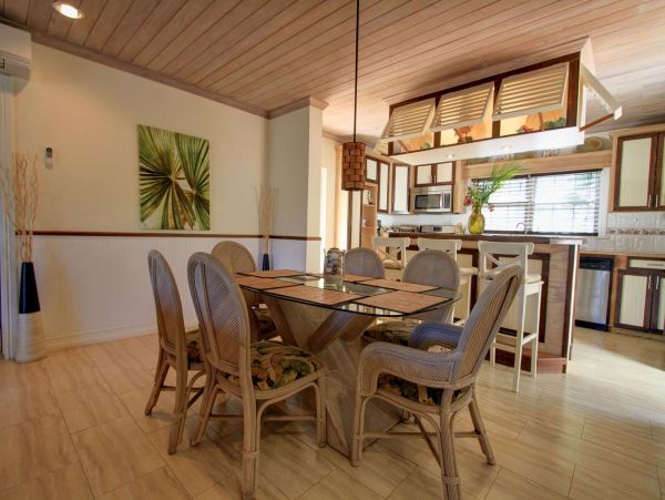 Bahamas Home 977859