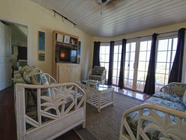 Bahamas Home 977859
