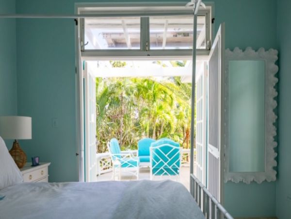 Bahamas Home 977860