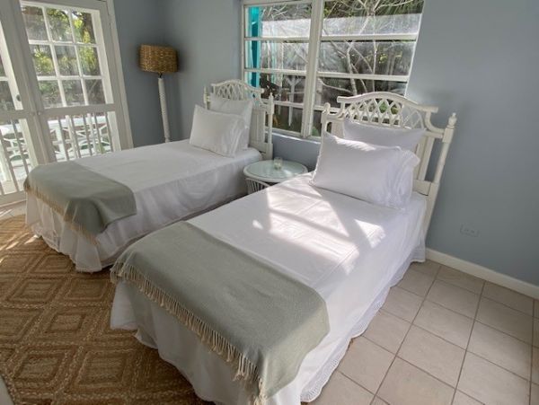 Bahamas Home 977860