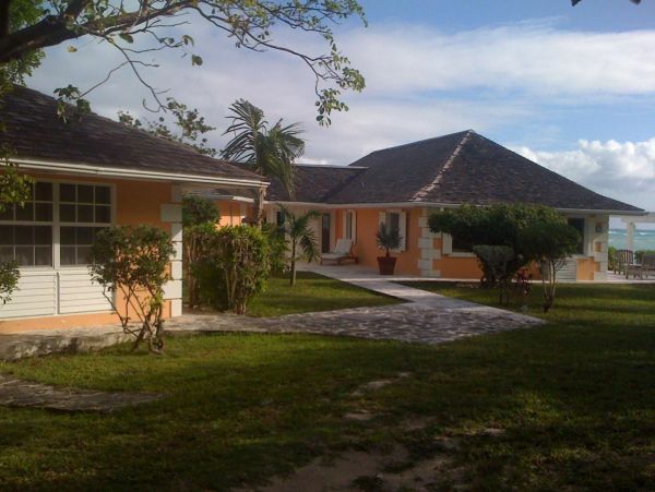 Bahamas Home 977862