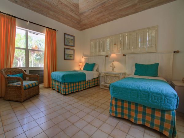 Bahamas Home 977862